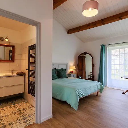 別荘 La Roche Des Bois, Maison Classee *** *