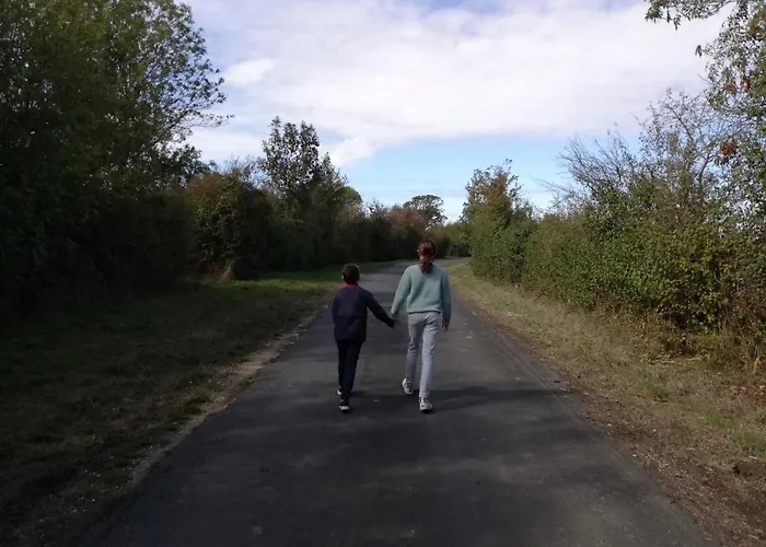 Сasa de vacaciones La Roche Des Bois, Maison Classée *** *